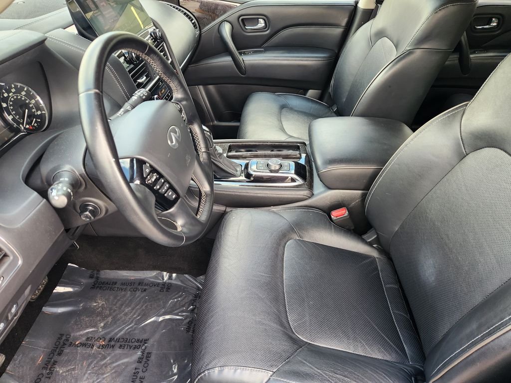 Used 2024 Gray INFINITI LUXE image 13