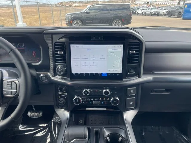 New 2026 Star White Metallic Tri-Coat Ford Platinum image 11