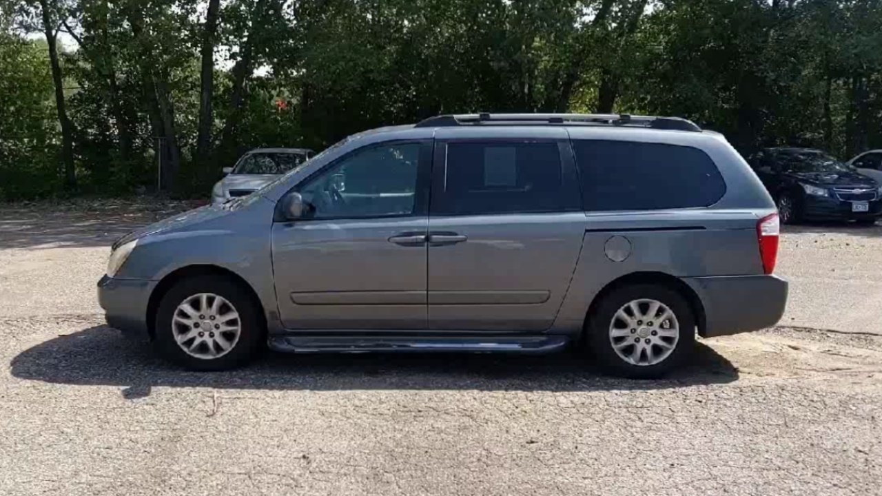 2008 Kia Sedona LX photo 4