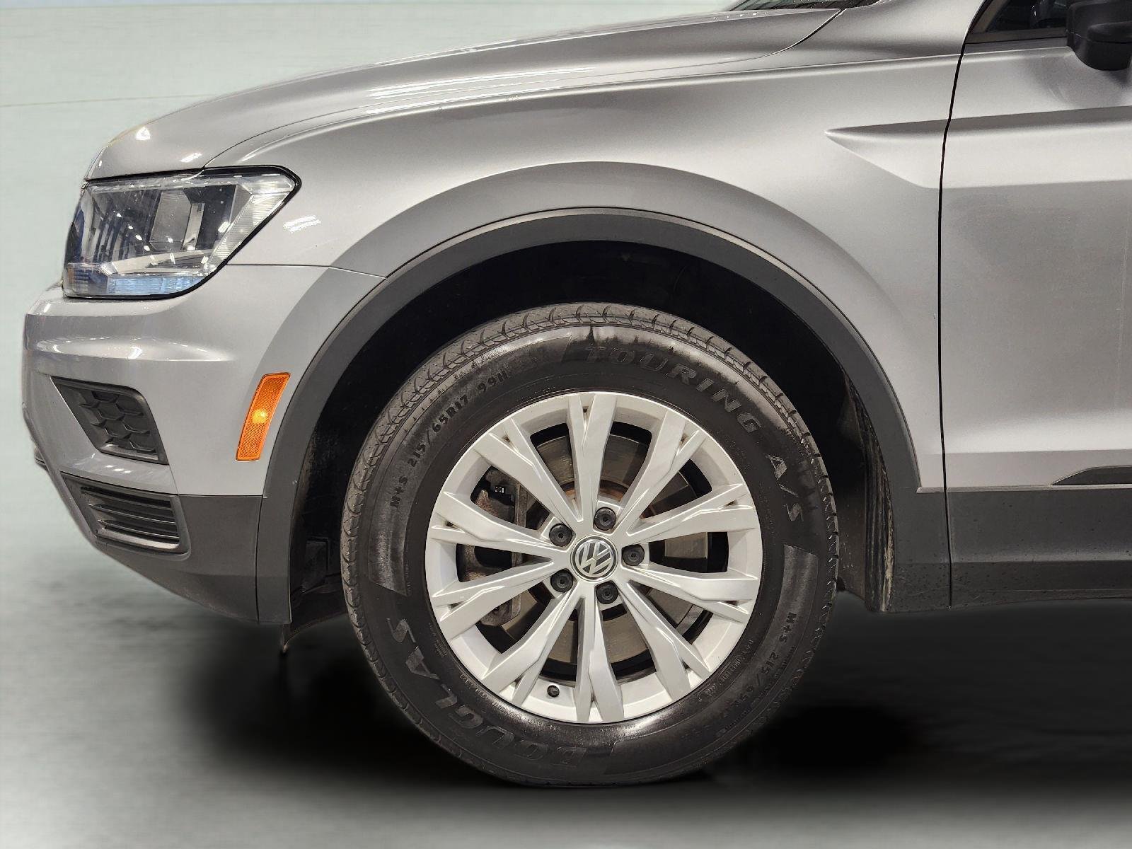 2020 Volkswagen Tiguan photo 9 of 32