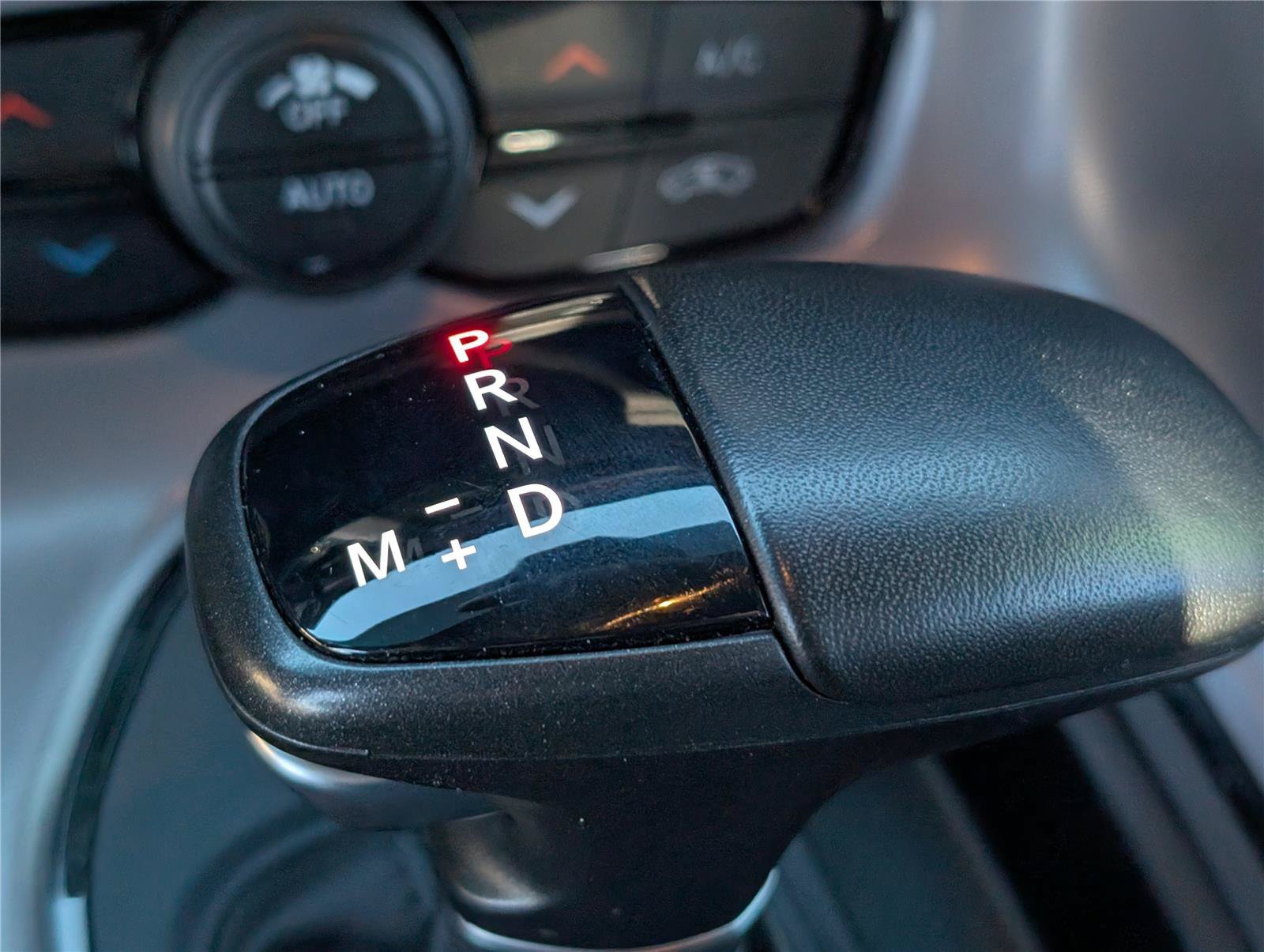 2023 Dodge Challenger R/T - Photo 25