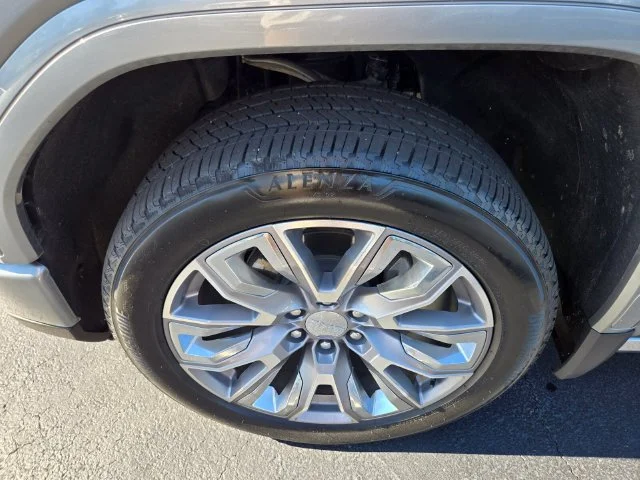 Used 2025 Sterling Metallic GMC Denali image 26