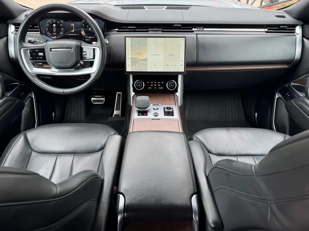 Certified Used 2023 Silver Land Rover SE image 25