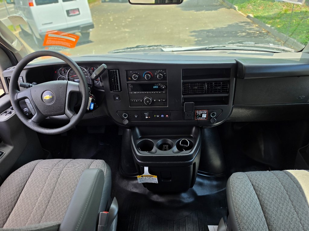New 2026 Summit White Chevrolet Work Van image 2