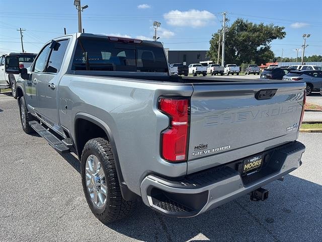 New 2026 Sterling Gray Metallic Chevrolet High Country image 6