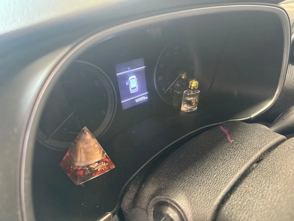 Certified Used 2021 Red Hyundai SE image 5