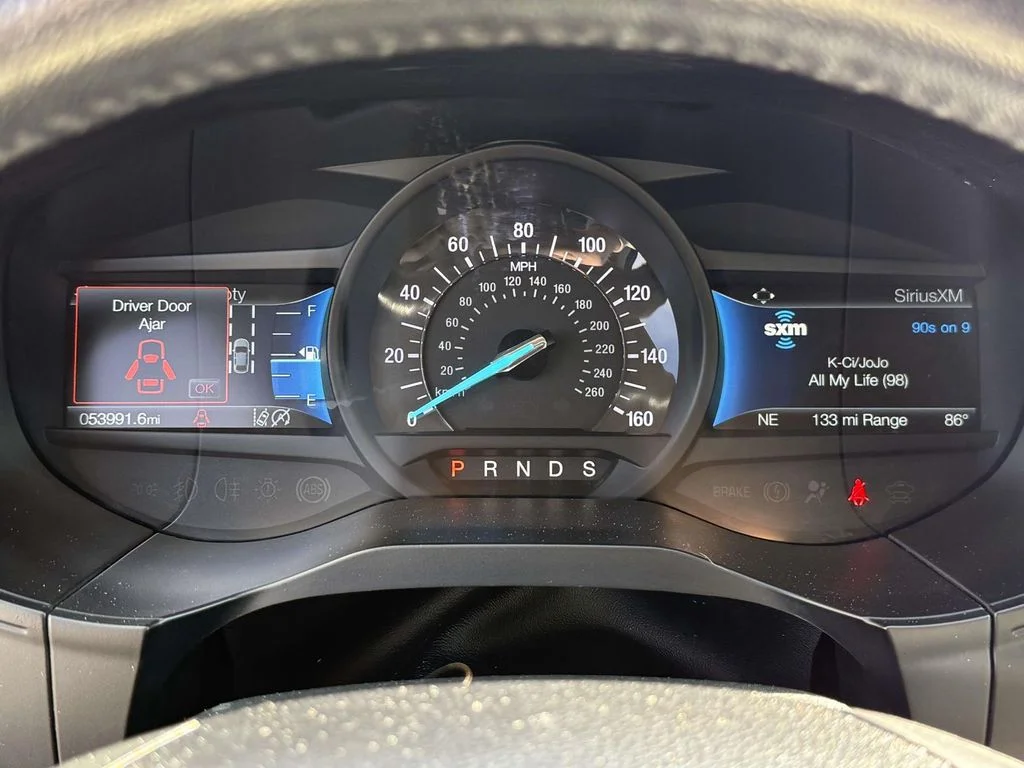 Used 2023 Black Ford SEL image 27