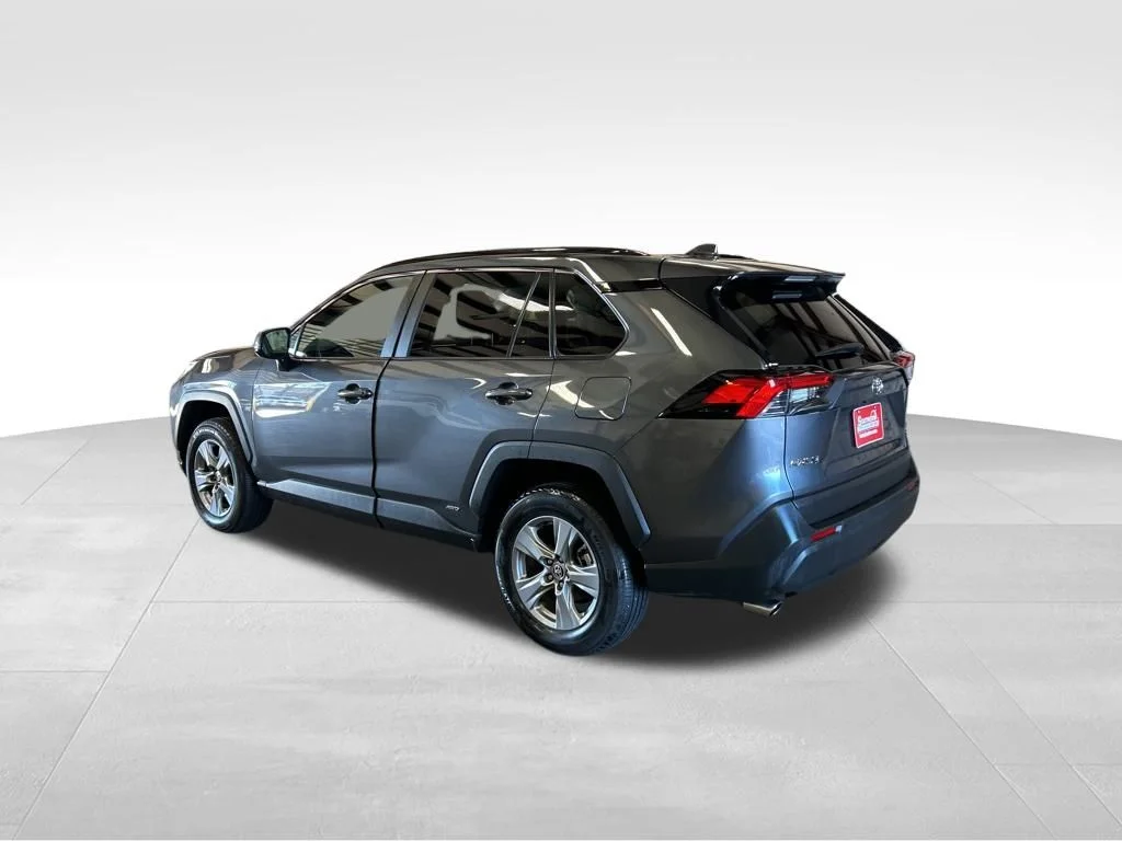 Used 2025 Gray Toyota XLE image 3