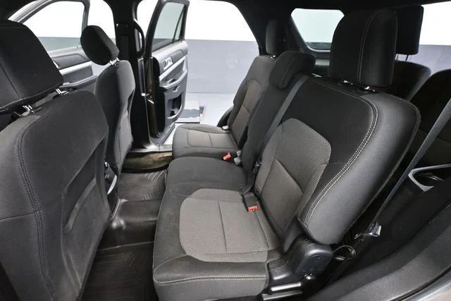 2017 Ford Explorer XLT - Photo 33