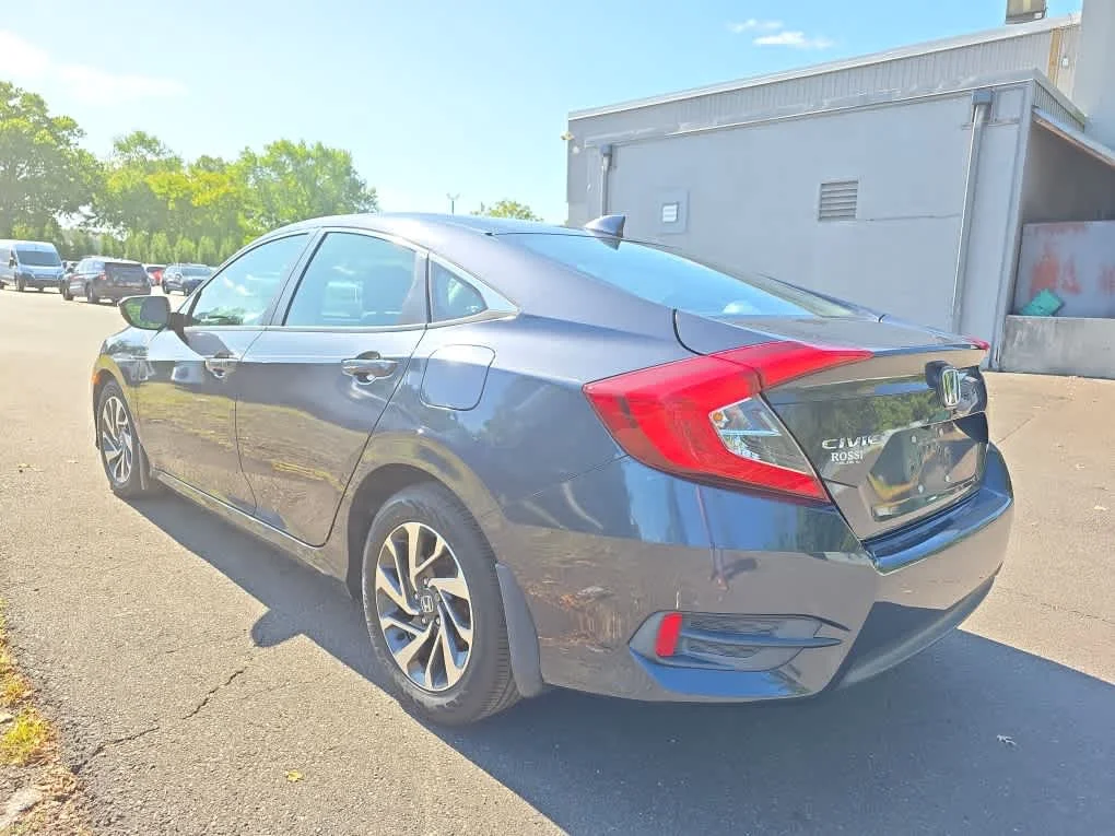Used 2017 Modern Steel Metallic Honda EX image 7
