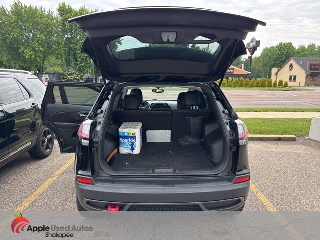 Used 2019 Black Jeep Trailhawk image 10