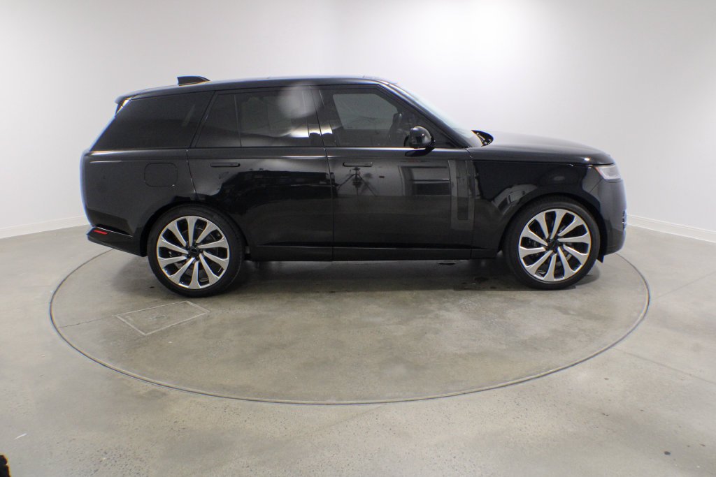 2026 Land Rover Range Rover SE - Photo 7