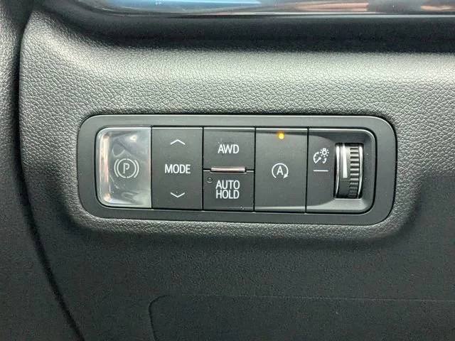New 2026 Summit White GMC AT4 image 23