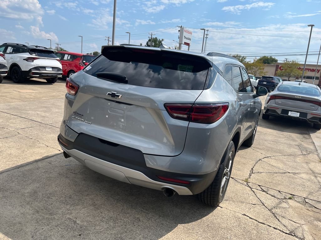 Used 2023 Gray Chevrolet LT image 5