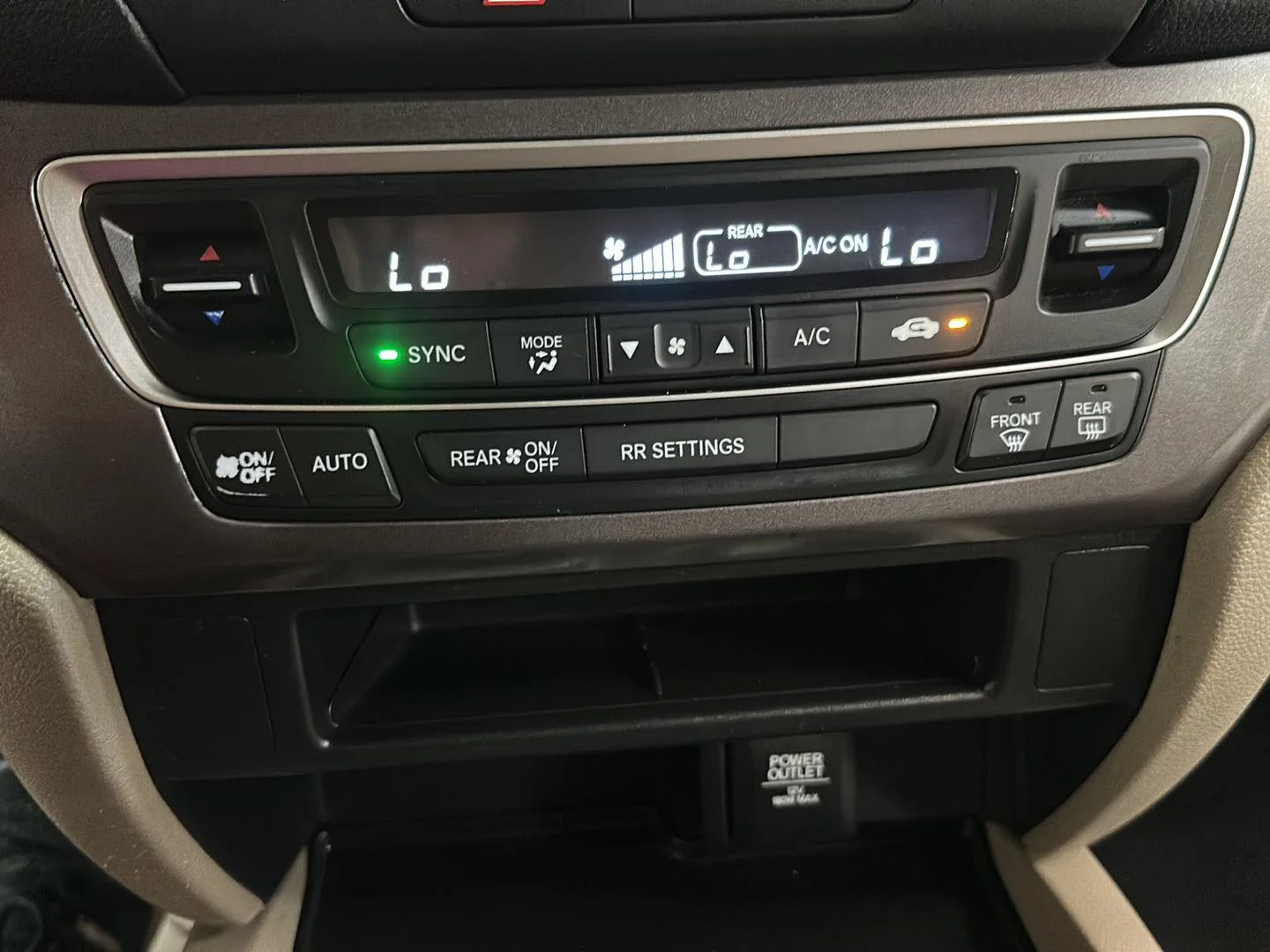 2017 Honda Ridgeline RTS - Photo 22