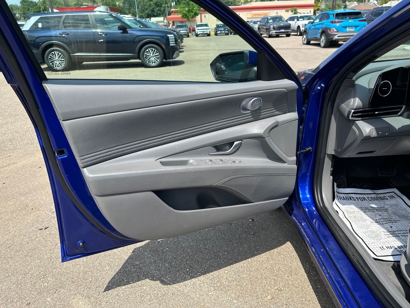 Used 2023 Blue Hyundai SEL image 14