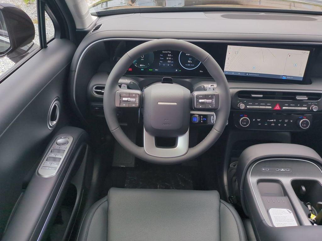 New 2027 Black Hyundai Blue SEL 7P image 18