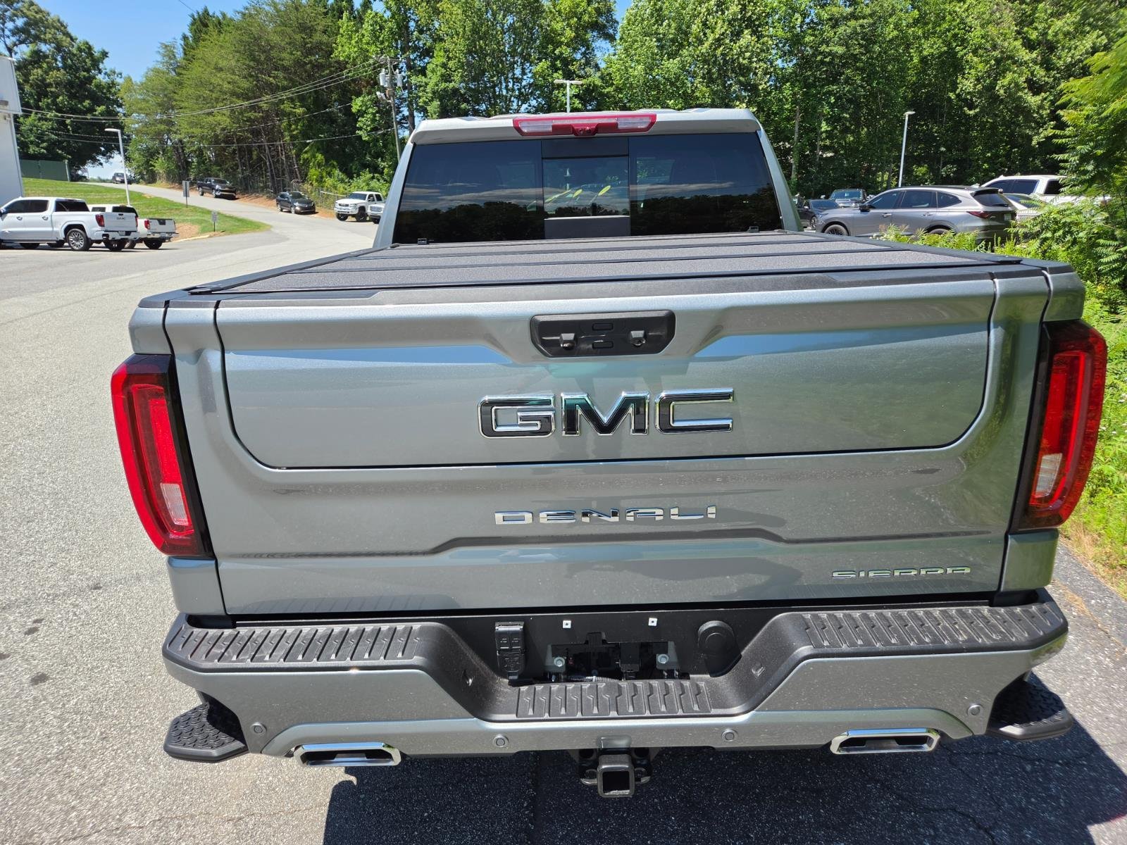 Used 2025 Sterling Metallic GMC Denali Ultimate image 8