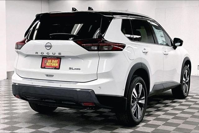 2025 Nissan Rogue SL - Photo 16