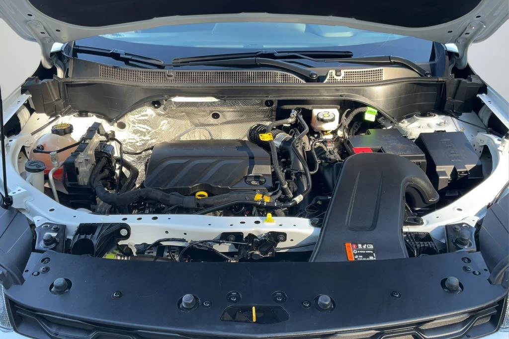 2025 Chevrolet Trax LT - Photo 23