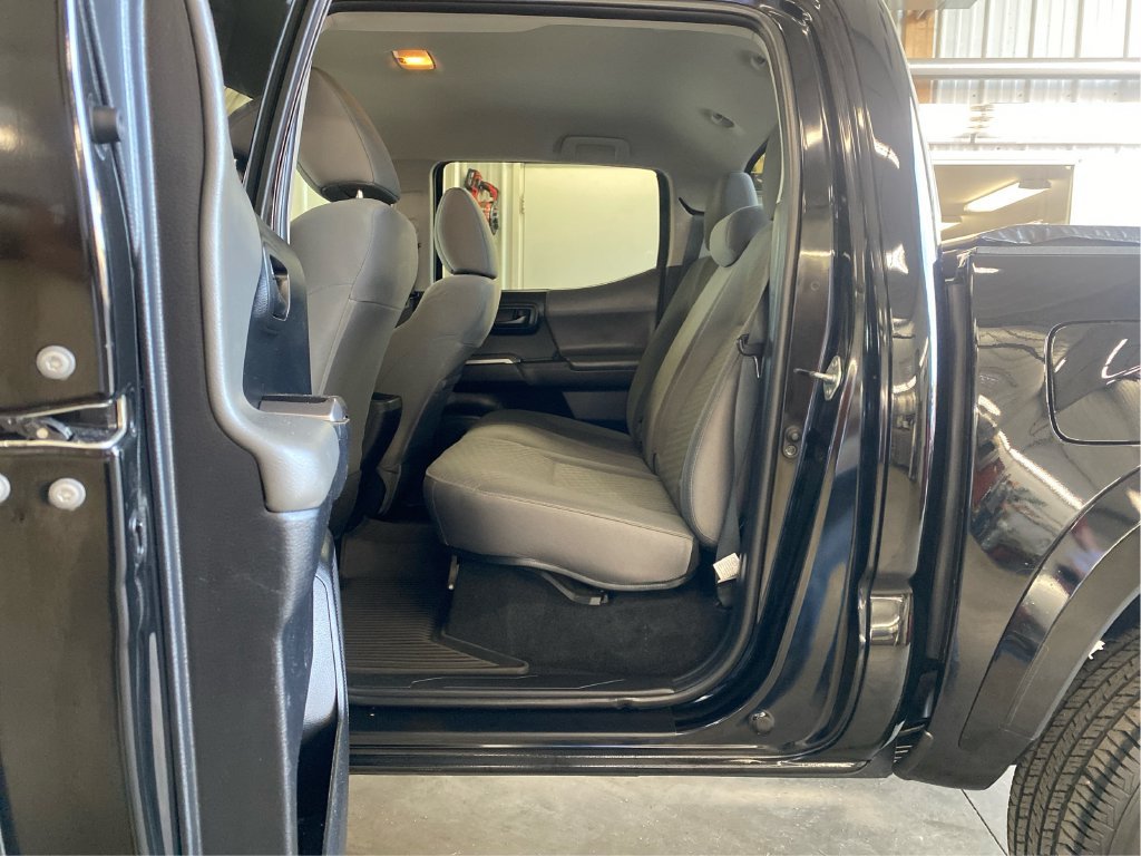 Used 2022 Black Toyota SR5 image 8