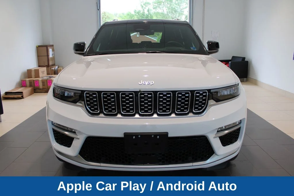 Used 2025 White Jeep Summit image 14