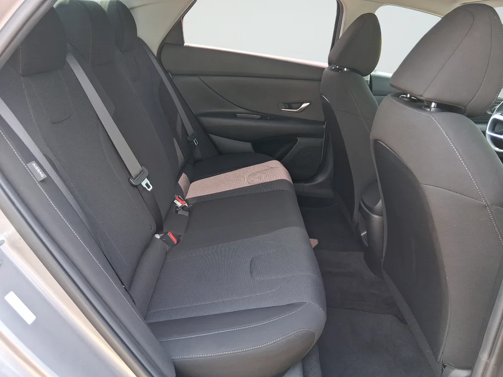 Used 2024 Silver Hyundai SE image 24