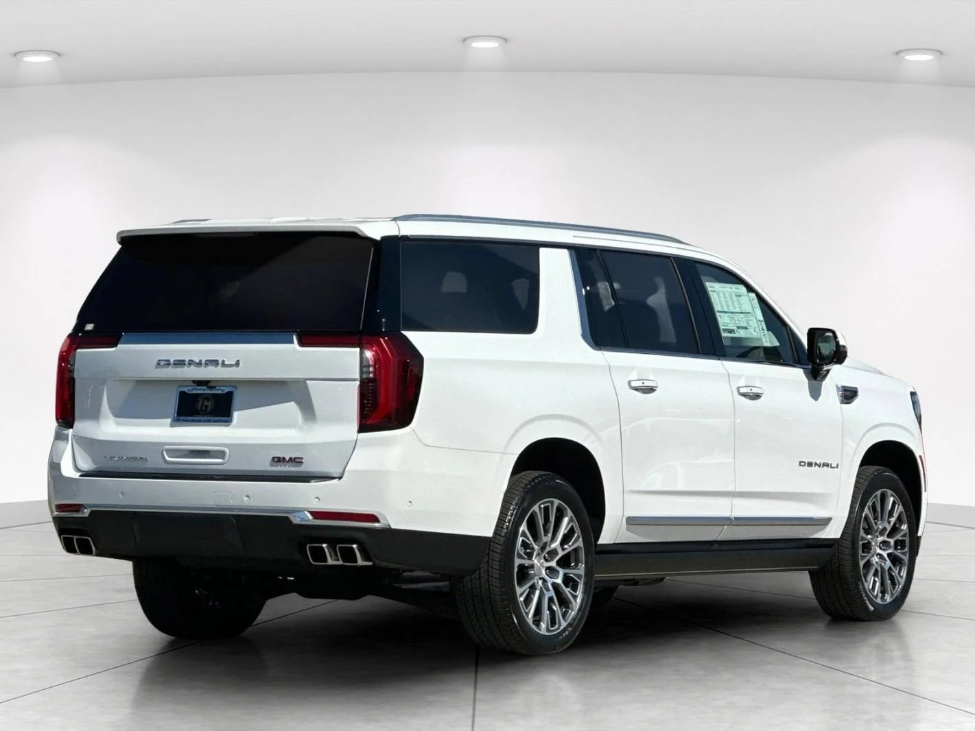 2026 GMC Yukon XL Denali - Photo 7