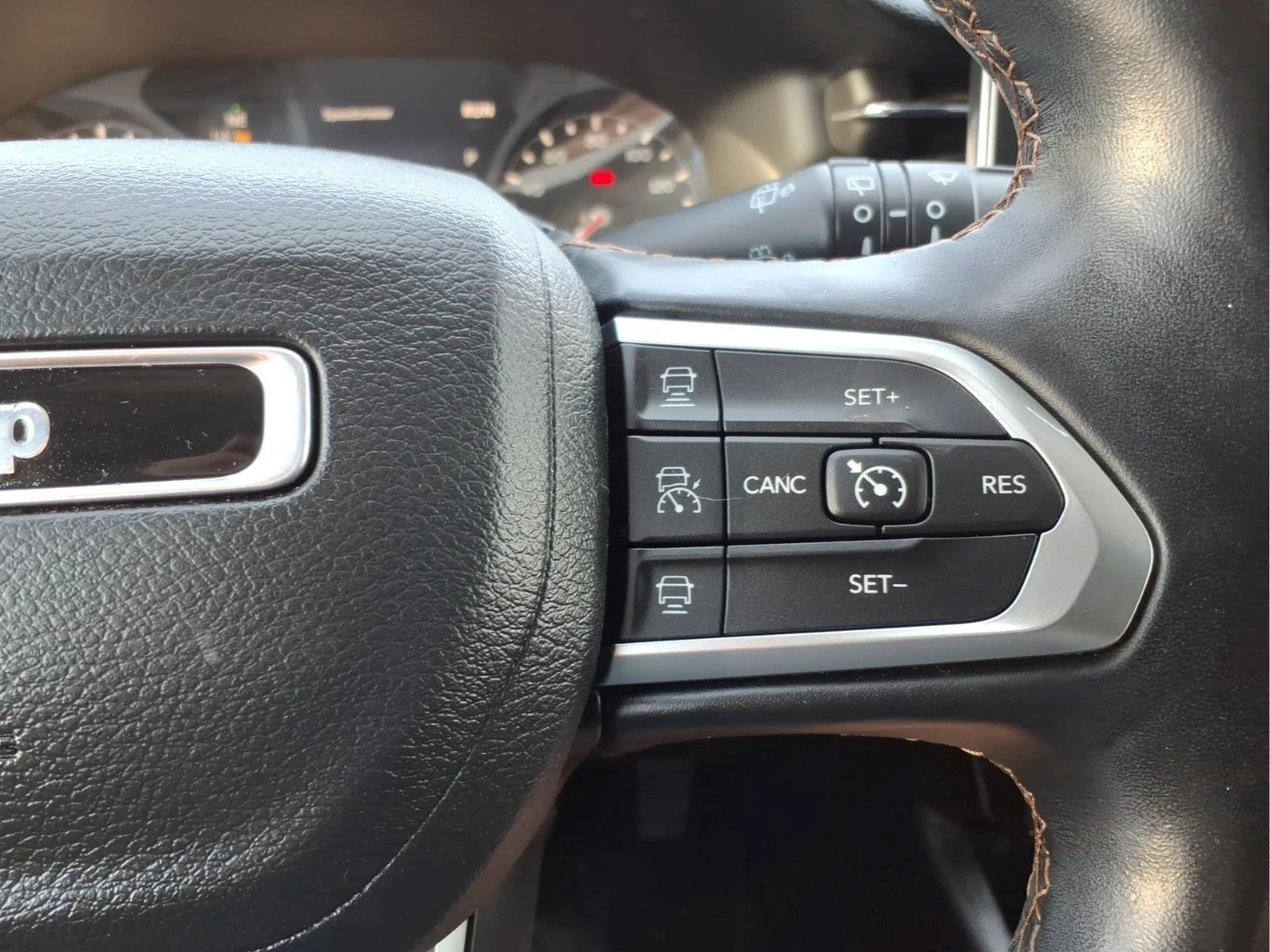 Used 2022 Sting-Gray Clearcoat Jeep Limited image 21