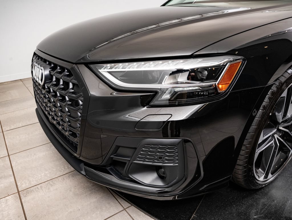 Used 2025 Mythos Black Metallic Audi L 55 image 3