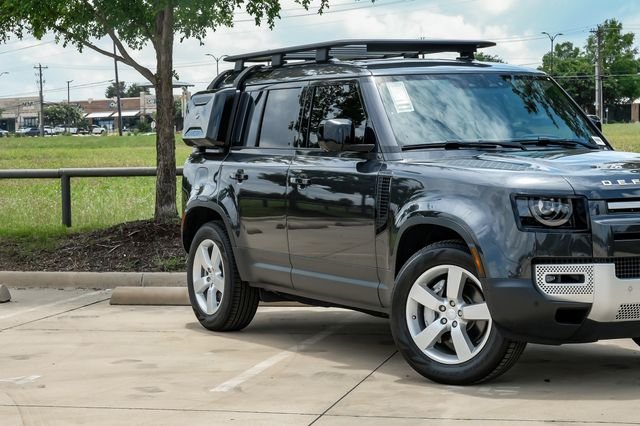 Certified Used 2024 Gray Land Rover S image 7