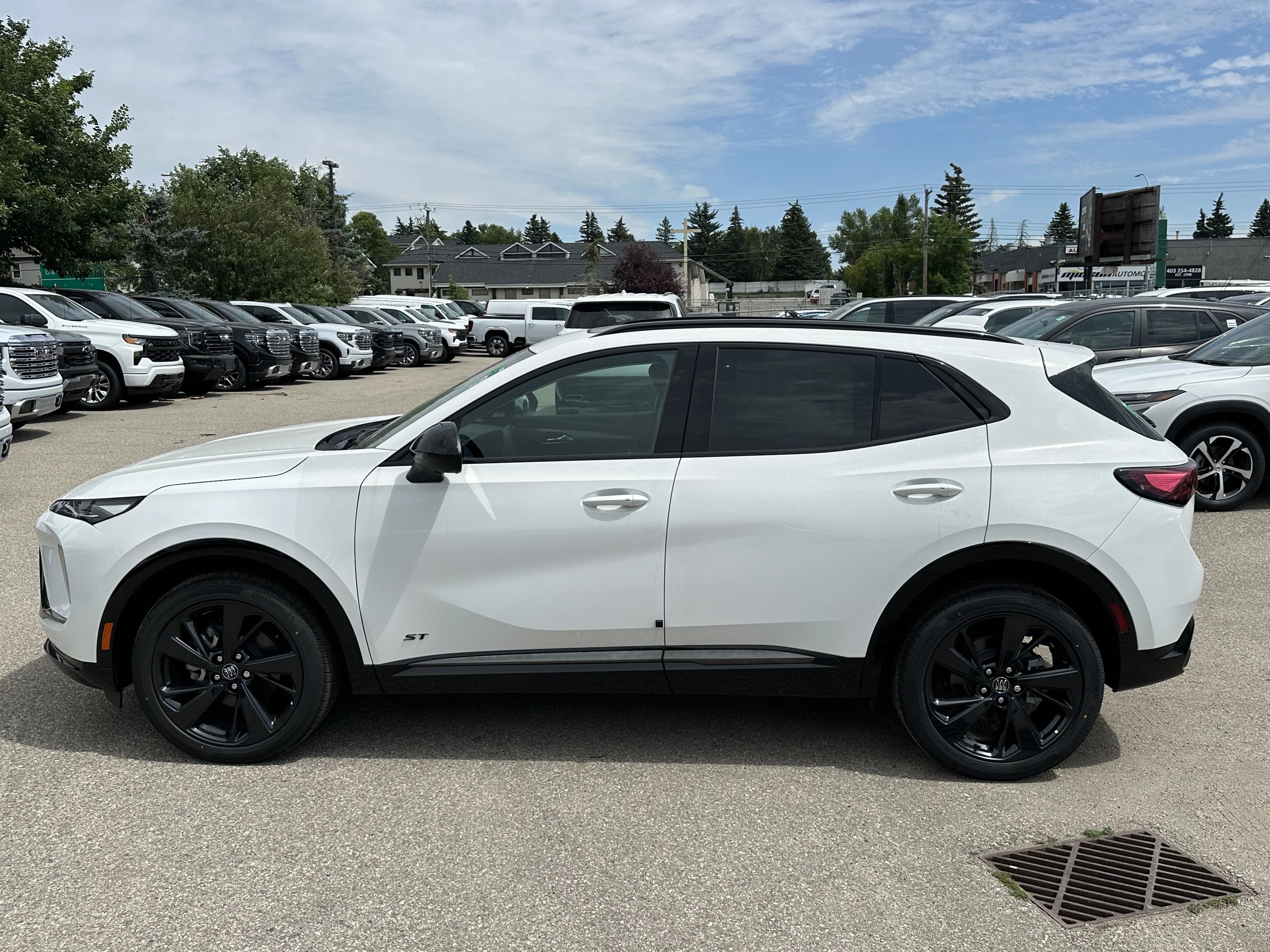 New 2026 Summit White Buick Sport Touring image 3