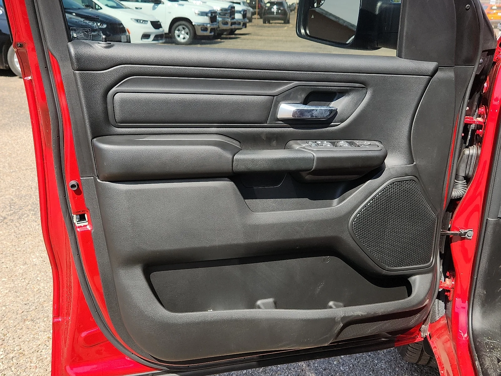 New 2026 Red Ram TRADESMAN CREW CAB 4X2 5