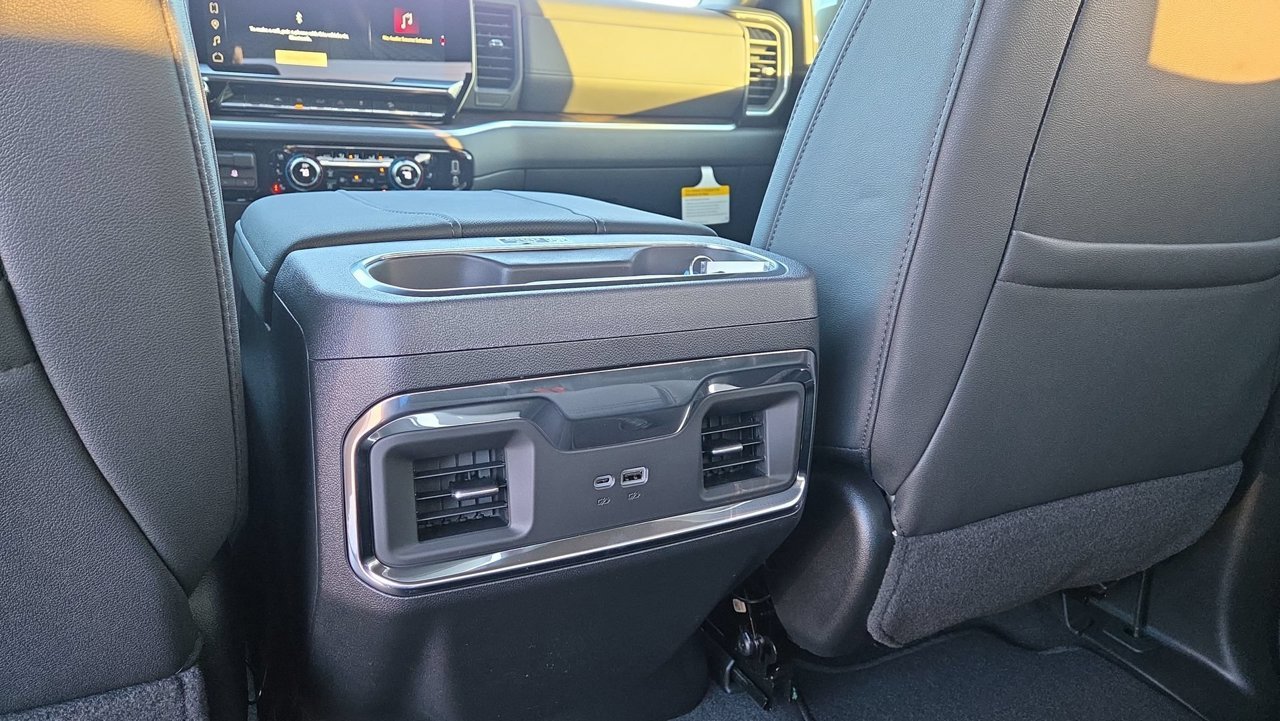 2026 GMC Sierra 1500 SLT - Photo 24