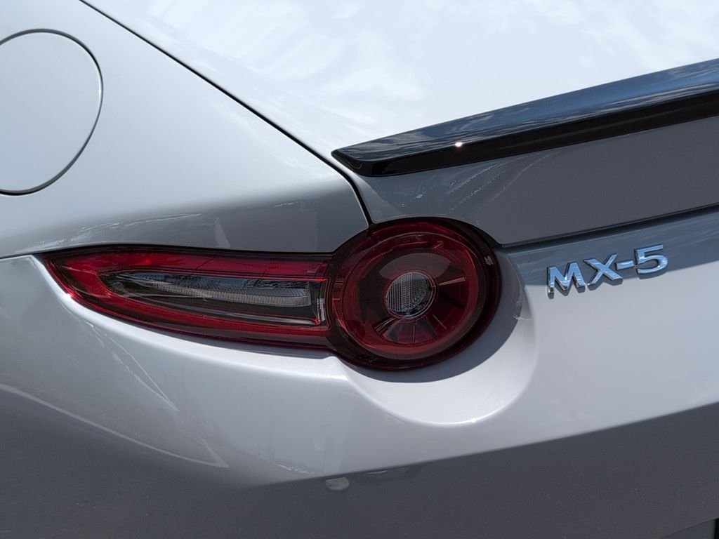 New 2026 Aero Gray Metallic Mazda Club image 9
