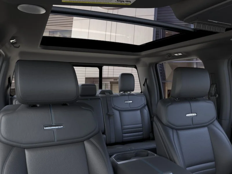 2026 Ford F-250 Super Duty Platinum - Photo 40