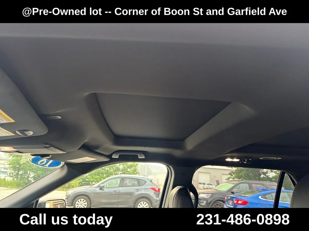 Used 2018 Red Ford Sport image 13