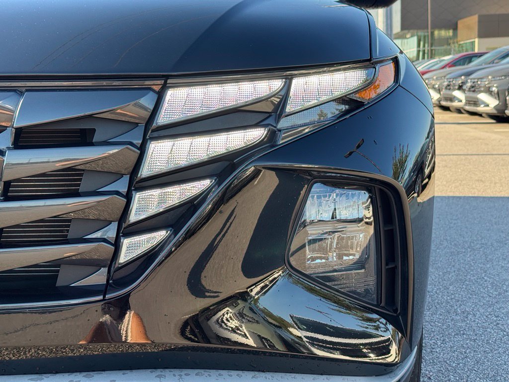 Certified Used 2022 Black Hyundai SEL image 8