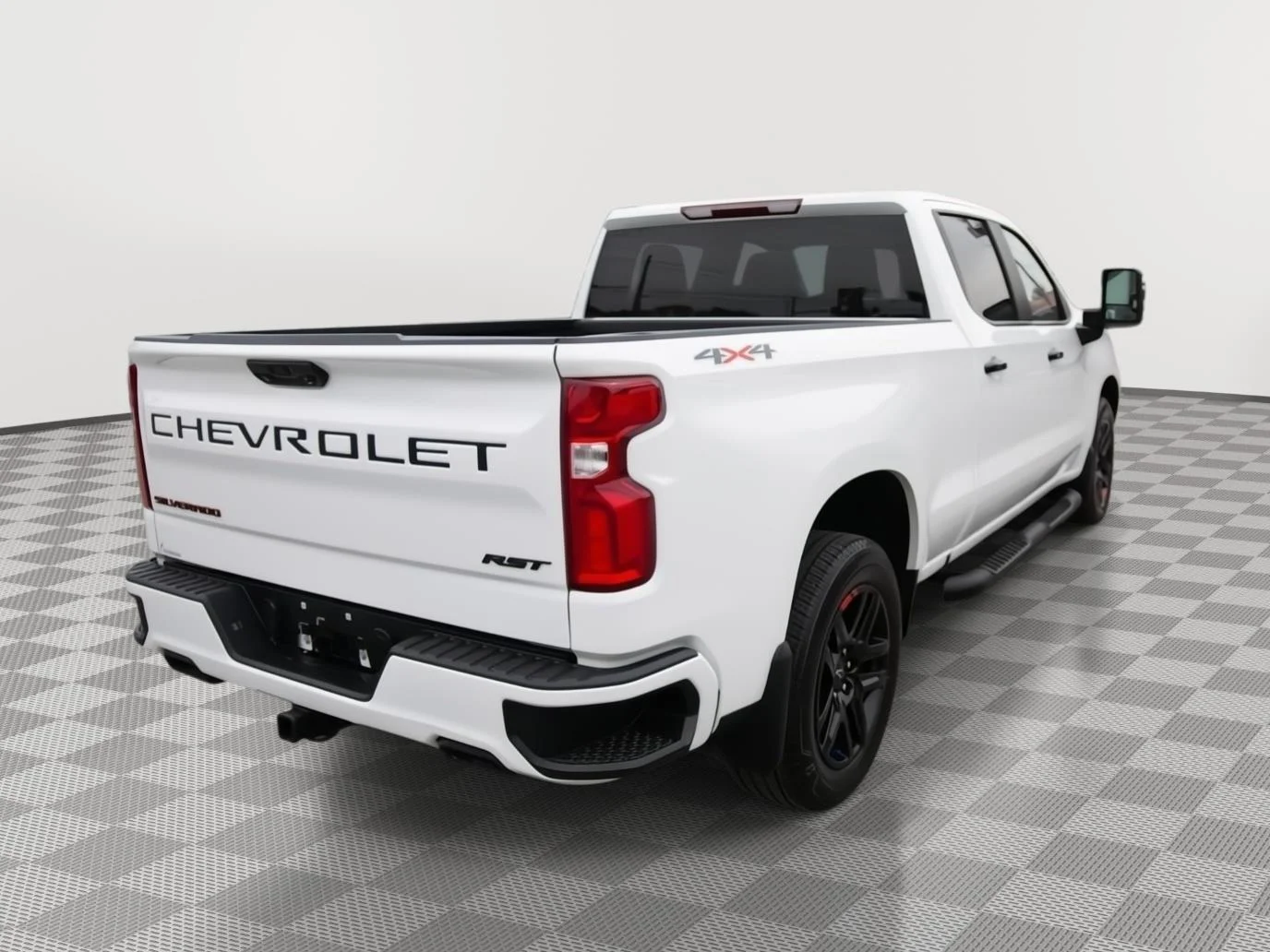 Used 2024 Summit White Chevrolet RST image 5