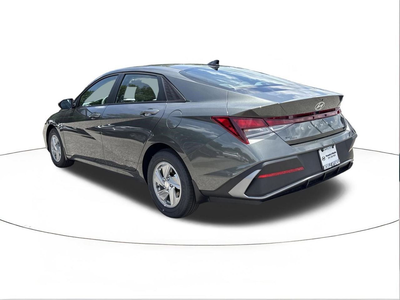 New 2026 Amazon Gray Hyundai SE image 5