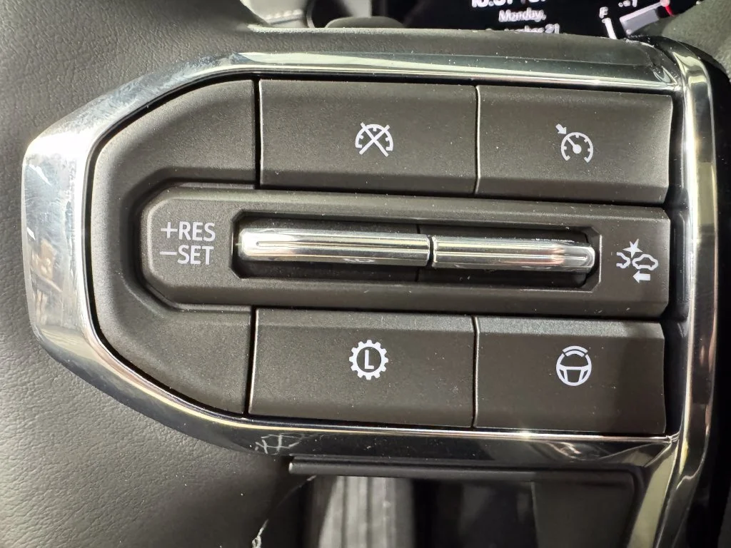 2027 GMC Acadia Denali - Photo 19
