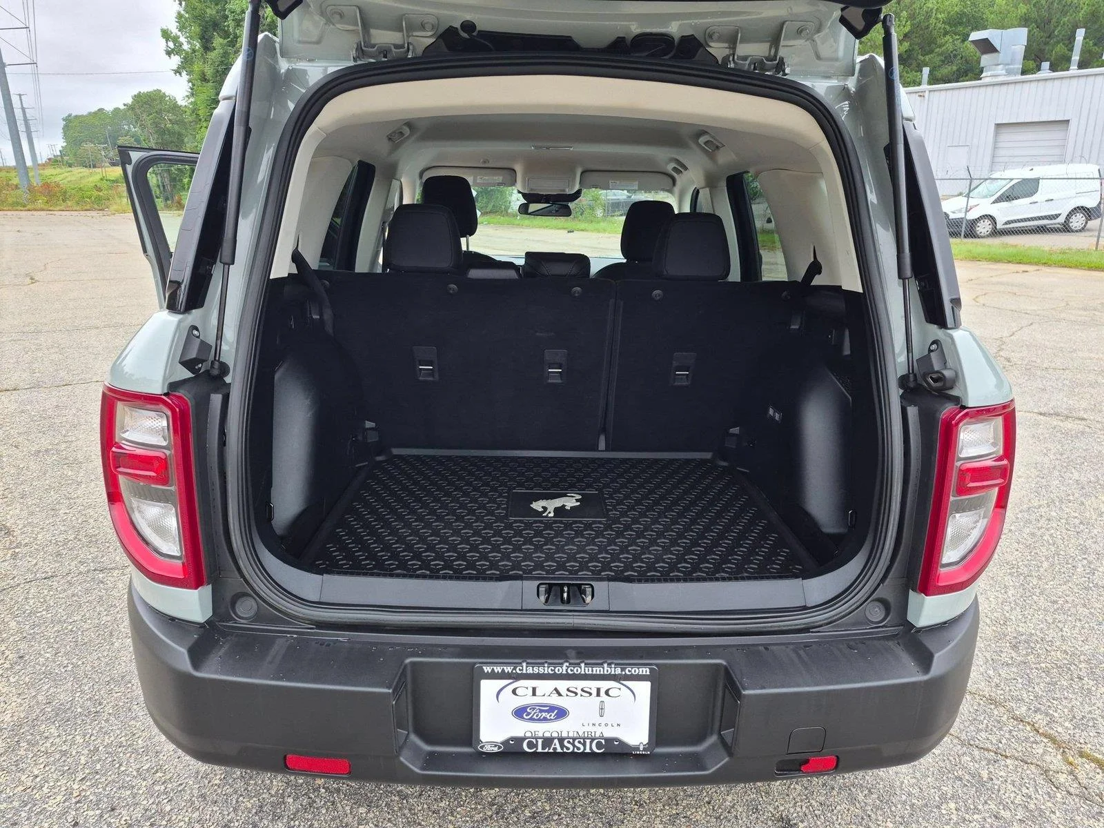 Used 2024 Cactus Gray FORD  image 27