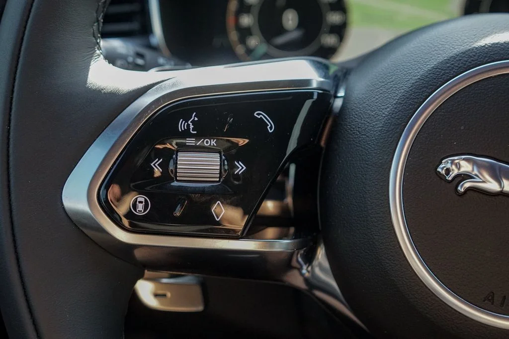 2026 Jaguar F-Pace R-Dynamic S - Photo 20