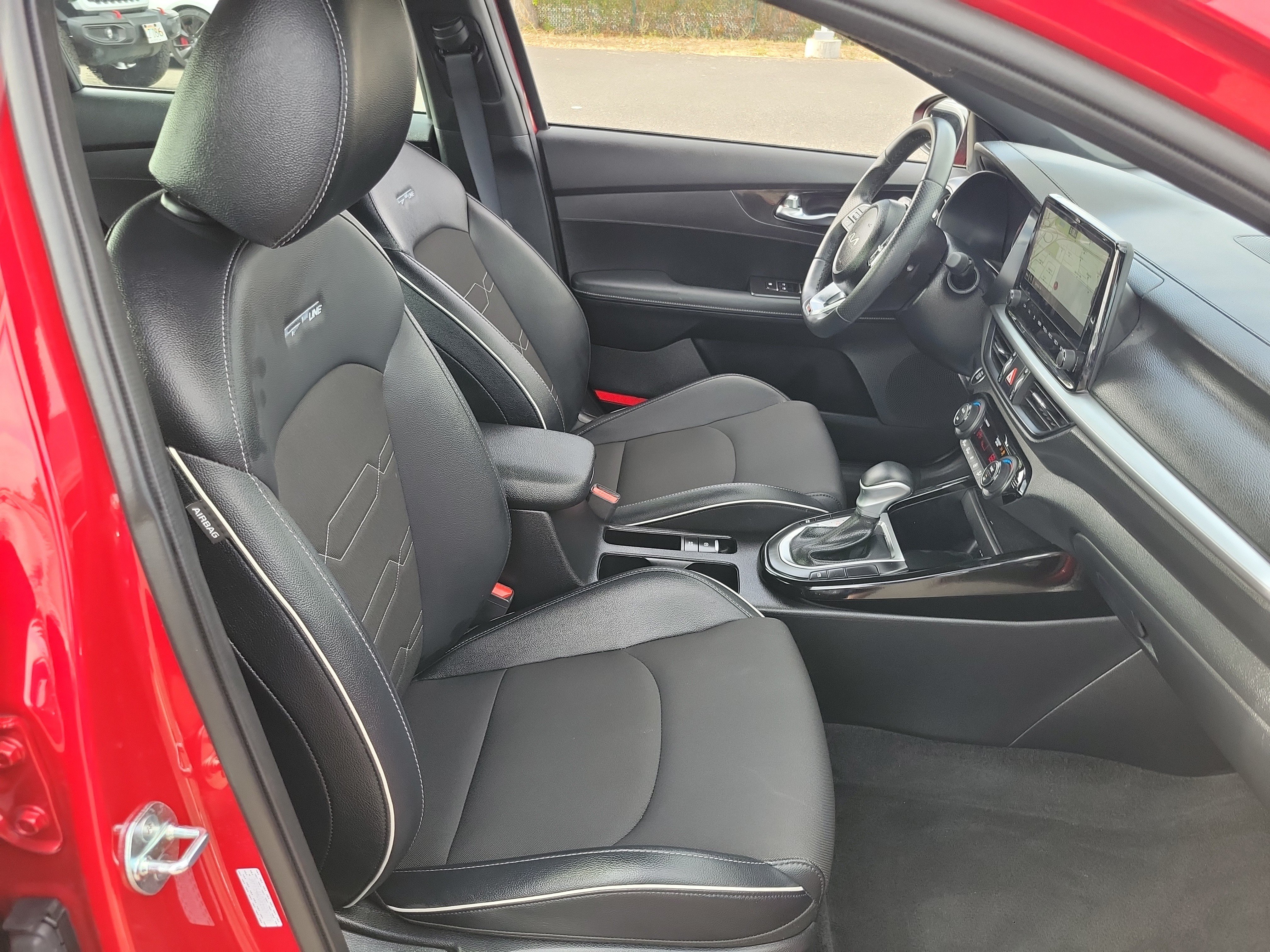 2024 Kia Forte GT-Line - Photo 22