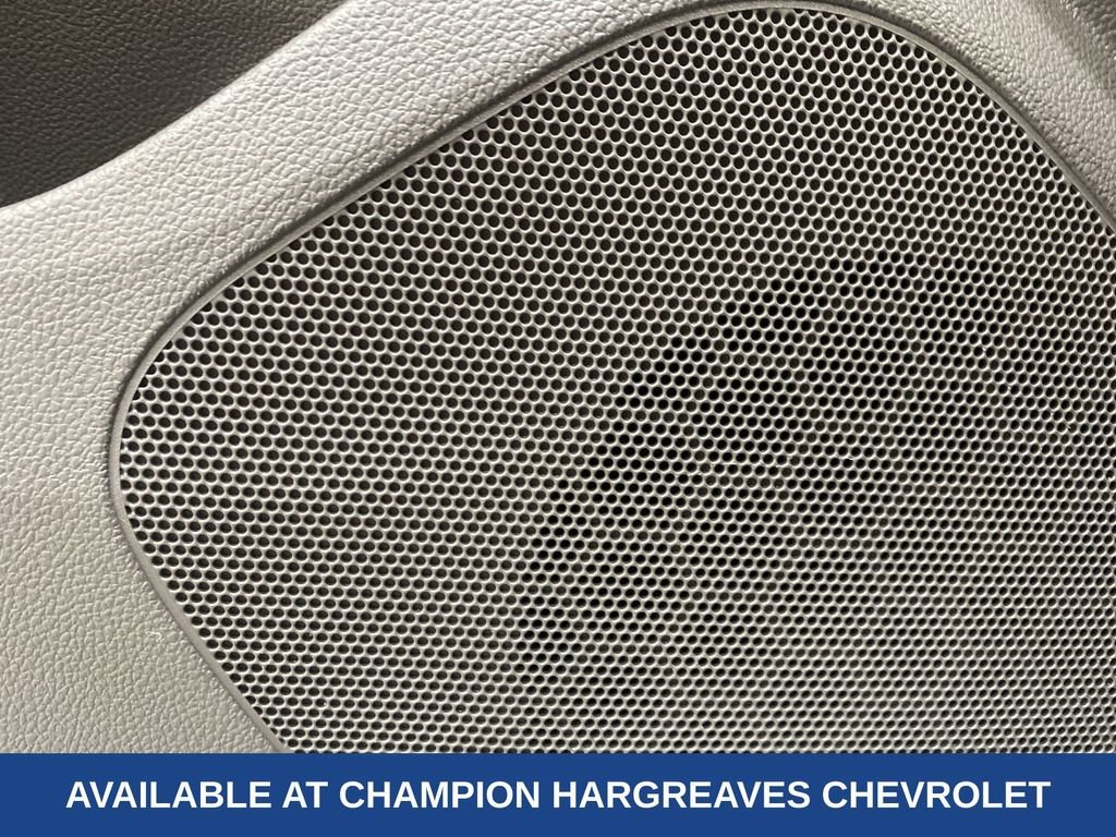 Used 2017 SUMMIT WHITE Chevrolet LT image 32