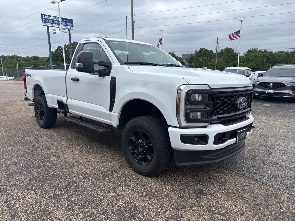 2024 Ford F-250 XL 4x4 Regular Cab 8' Box's photo