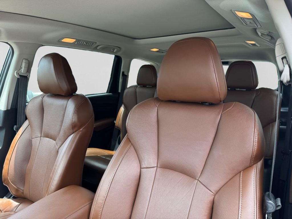 Used 2020 White Subaru Touring image 18