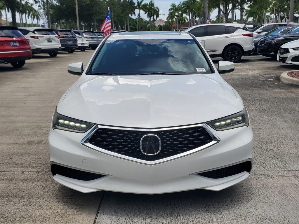 Used 2020 White Acura 2.4L image 2