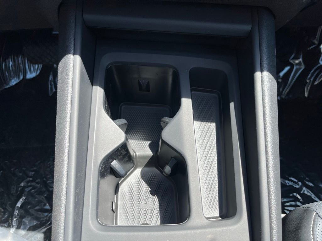 New 2026 Silver Volkswagen 2.0T SE image 15