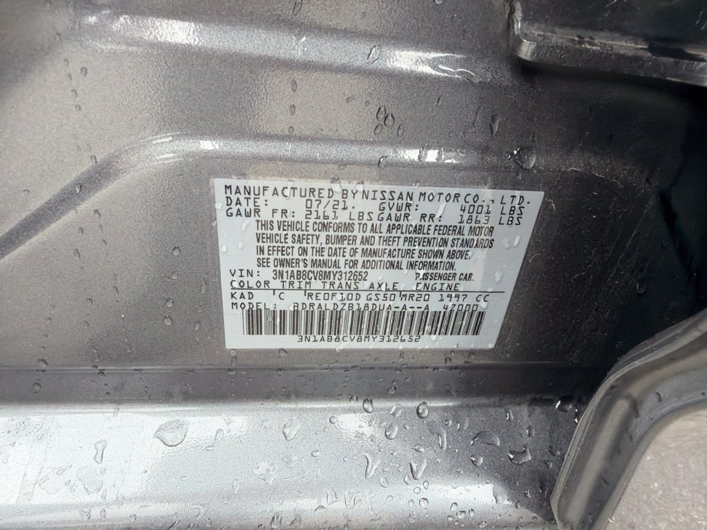 Used 2021 Gray Nissan SV image 21